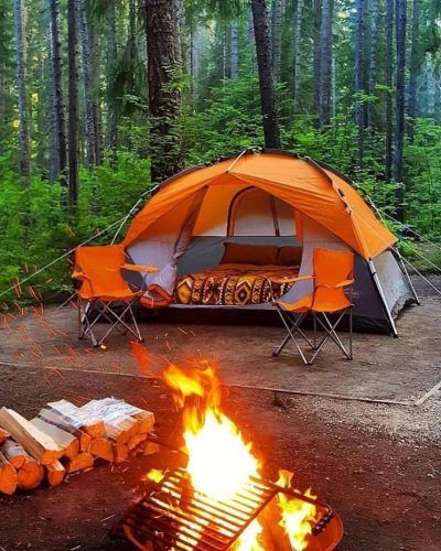 “10 Essential Camping Tips for a Memorable Outdoor Experience”